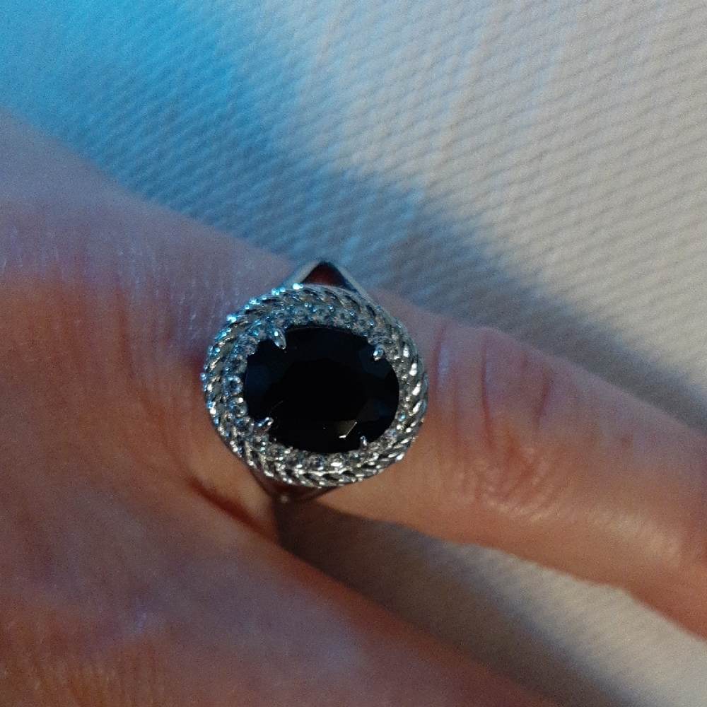 Avon Stainless Steel Onyx Ring with Timeless Elegance Size 5